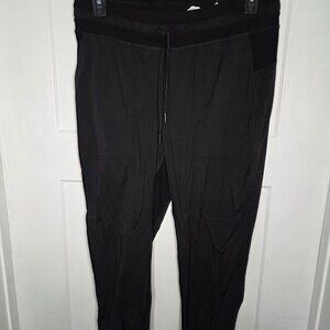 Lululemon Mid Rise Studio Dance Pants Women's Size 12